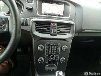 Volvo V 40 2.0 D2 ECO KINETIC vozidlo po prvním majiteli - 7