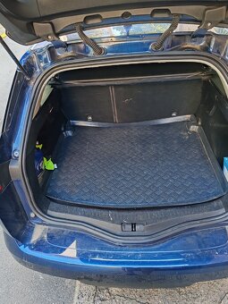 Prodám Renault Megane 1.5 nafta - 7