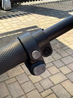 Ninebot KickScooter MAX G2 E by Segway - 7