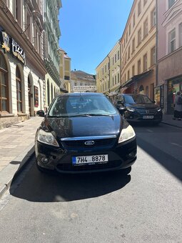 Ford Focus 1.6 - 7
