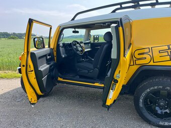 Toyota FJ Cruiser 2. majitel zakoupeno nové v EU - 7
