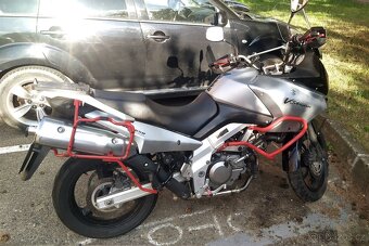 Suzuki V-Strom 650 DL - 7