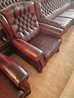 CHESTERFIELD ŠTÝL,VYSOKÁ-KOŽENÁ 3 GAUĆ+2 KRESLÁ UŠÁK - 7