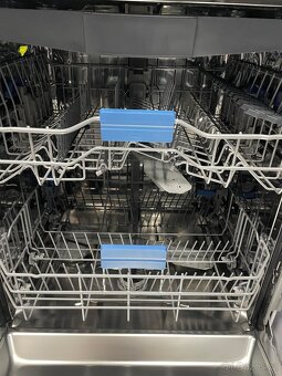 Nepoužitá myčka Beko BDIN36530 - 7