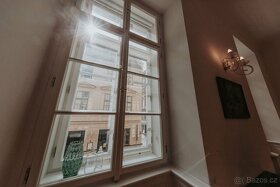 Prodej krásného bytu 3+kk s balkónem,100 m², Praha 1 - 7