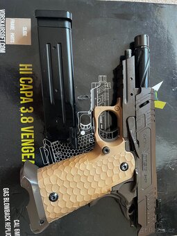 Airsoftova pistole hi capa 3.8 na green gas - 7
