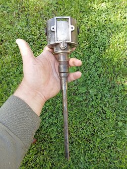 Prodám rozdeľovače Bosch a Scintilla - 7