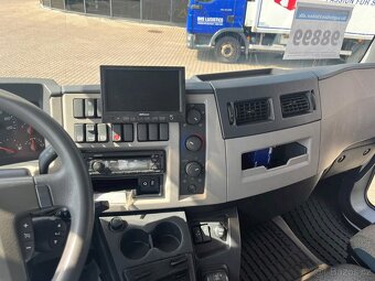 Volvo FL 210 - 4x2 - Skříň + Hč – EURO 6 - 7
