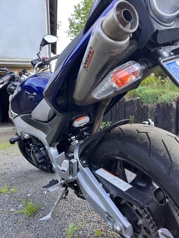 Suzuki gsr 600 - 7