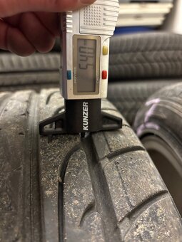 215/45 R16 Dunlop letní BEZ DISKŮ - 7
