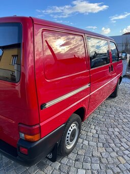 VW Transporter 2.5 TDi 75 kW - 7