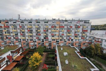 Pronájem bytu 2+kk s balkonem a parkovacím stáním Praha 9 Vy - 7