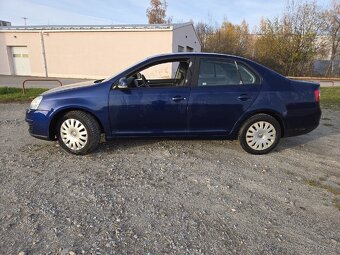 VW Jetta 1.6i,75kw, rok 2007,najeto 160tis km. - 7