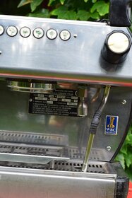profesionální kávovar La Marzocco GB5 3gr plus acaia pearl - 7