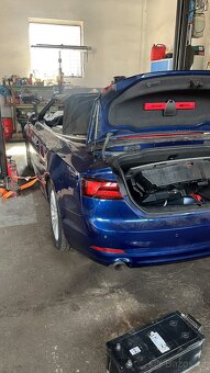 Audi A 5 ,2.0 TFsi ,kabrio ,pojízdné - 7