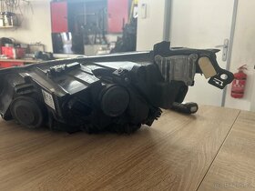 Světlo Volskwagen Golf - 7