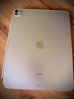 iPad Pro 13" M4 + Magic Keyboard, bílá CZ - 7