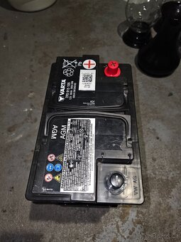 Autobaterie  Varta STOP/START AGM 12V 68Ah 380A - 7