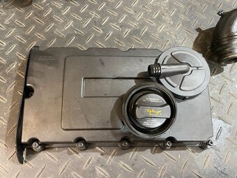 Motor BKD 2.0 TDI 103kW - blok, sání, EGR - 7
