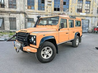Land Rover Defender 110 2.4 SW SE - 7