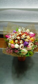 Kytice Ferrero rocher - 7