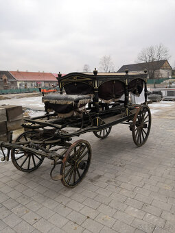 Pohřební kočár - 7
