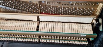 Černé piano Samick - 7