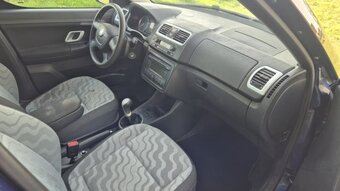 Prodám Škoda Roomster 1.4 63kW - KLIMATIZACE - 7