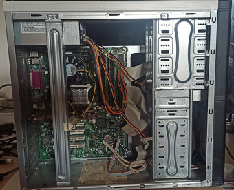 PC sestava Intel Pentium 4 - 7