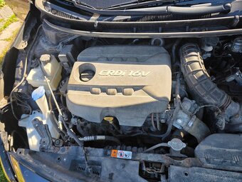 Hyundai i30 1,6crdi D4FB 2014 Euro5 - 7