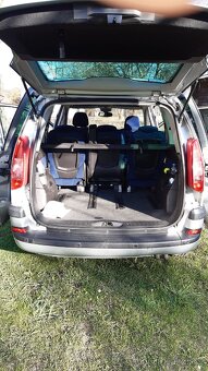 Prodám Peugeot 807 - 7