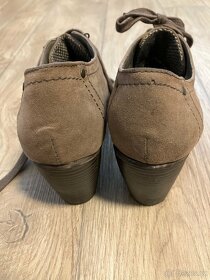 Jarní/podzimní boty na podpatku - 7