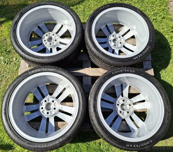 282 Alu Fabia III/Rapid 215/40/17 - 7