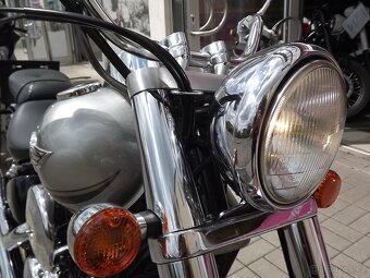 Kawasaki VN 800 - 7