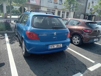 Peugoet 307 - 7