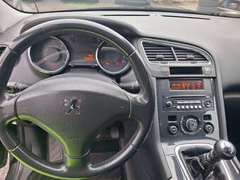 Peugeot 5008 2,0 HDi - 7