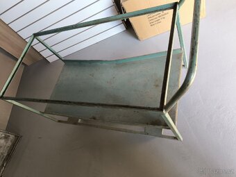 Dílenský vozík - 7