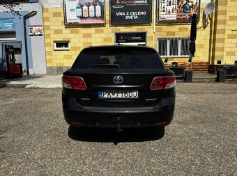 Toyota Avensis combi 2.2 D-4D Exclusive - 7