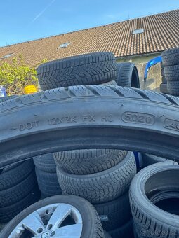 Zimni pneu Hankook 285/30 r22 - 7