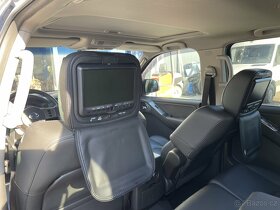 nissan pathfinder - 7
