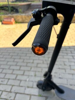 Elektrokoloběžka SEBCOR ONE S20 - 7