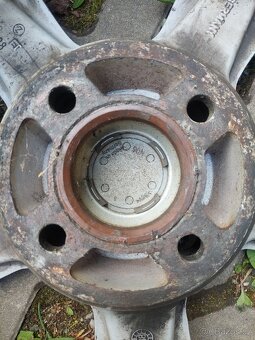 Alu kola ford - 7