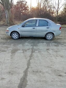 Daewoo kalos - 7