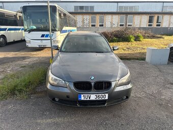 BMW E61 523i - 7