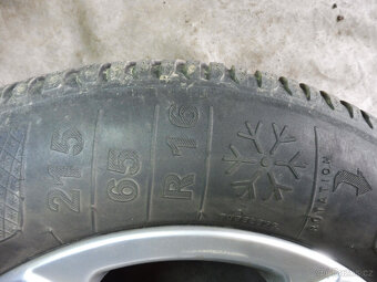 Prodám orig.16" litá kola s zimními pneu. na NISSAN X-TRAIL - 7