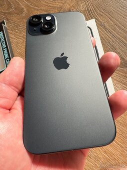 Zánovní IPhone 15 128gb - 7