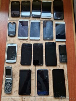 Prodám Telefony Samsung a Huawei - 7