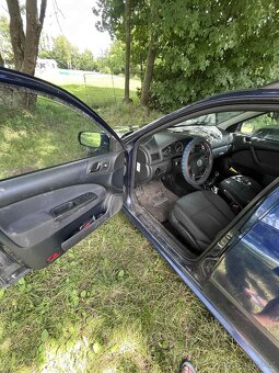 Škoda Octavia 1.6 - 7