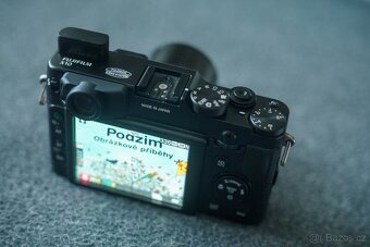 fotoaparát FUJIFILM X10 + příslušenství - 7