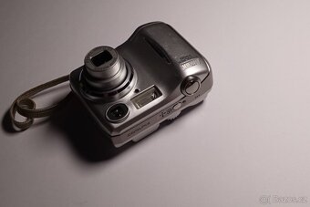 Nikon Coolpix 3200 - 7